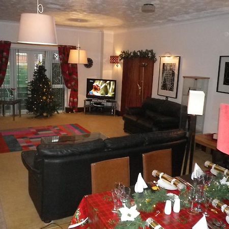 Bridge Hall Apartments 滨海韦斯顿 外观 照片